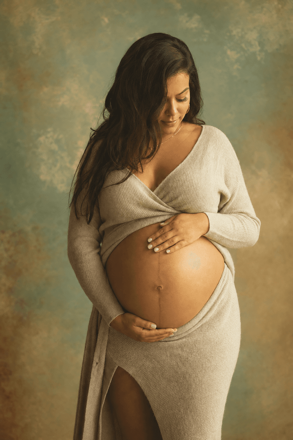 Pregnancy Glow example portrait